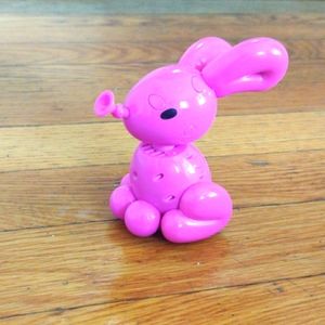 Mini squeakee balloon dog interactive
